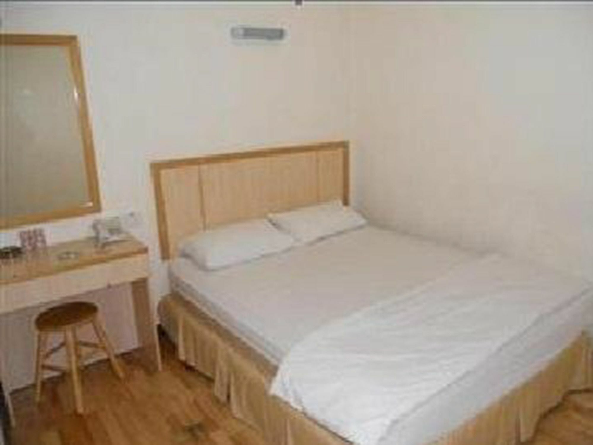 איפוה Fresh Hotel Bercham מראה חיצוני תמונה